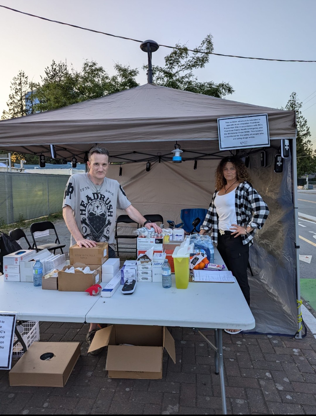 Surrey Union of Drug Users board members Pete Woodrow (left) and Gina Egilson (right).