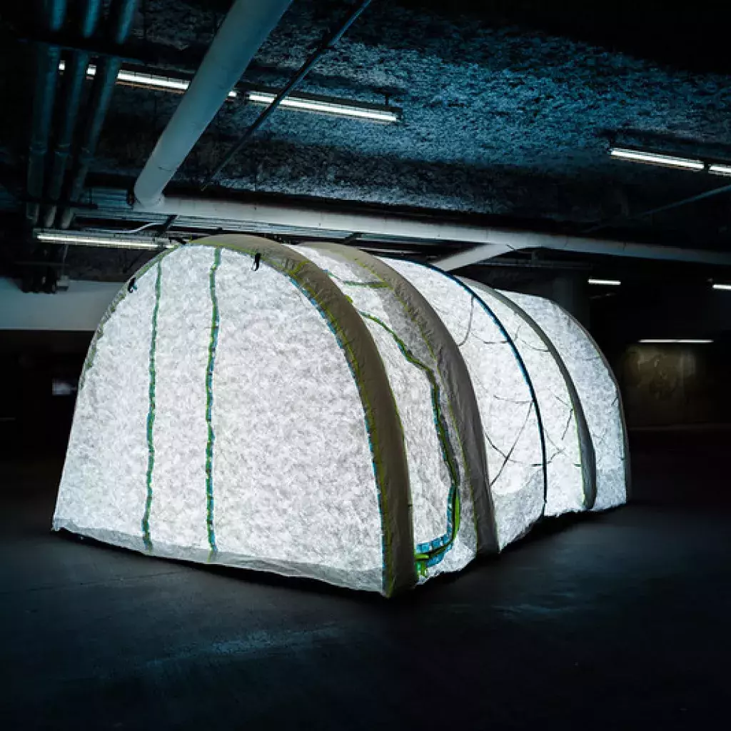 Students and instructors from the Wilson School of Design at Kwantlen Polytechnic University have created a special shelter for astronauts to prepare for future missions to the Moon and Mars. 