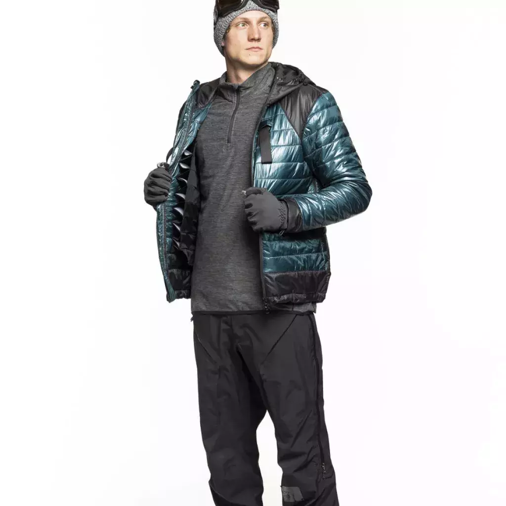 A new graduate of the Wilson School of Design at Kwantlen Polytechnic University has received prestigious recognition for his innovative ski jacket that adapts to temperature and exertion levels.